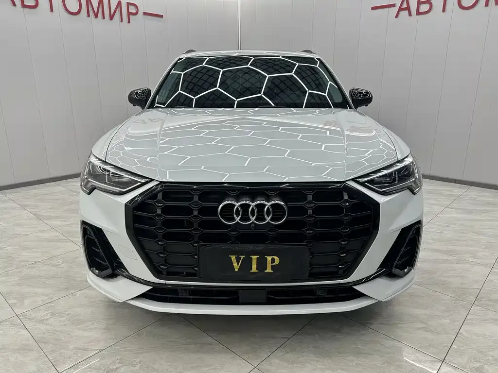 Audi Q3 — фото 7