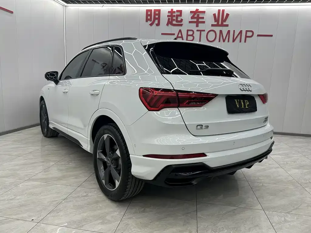 Audi Q3 — фото 2