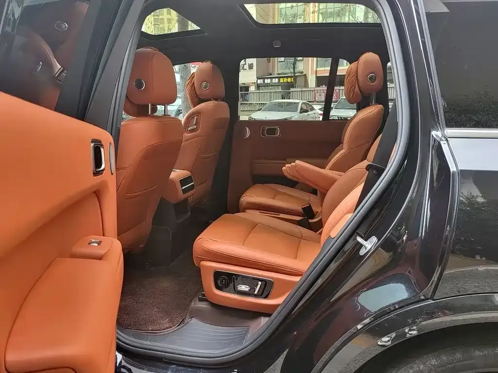 Li Auto L8 2023 из CN, фото 2