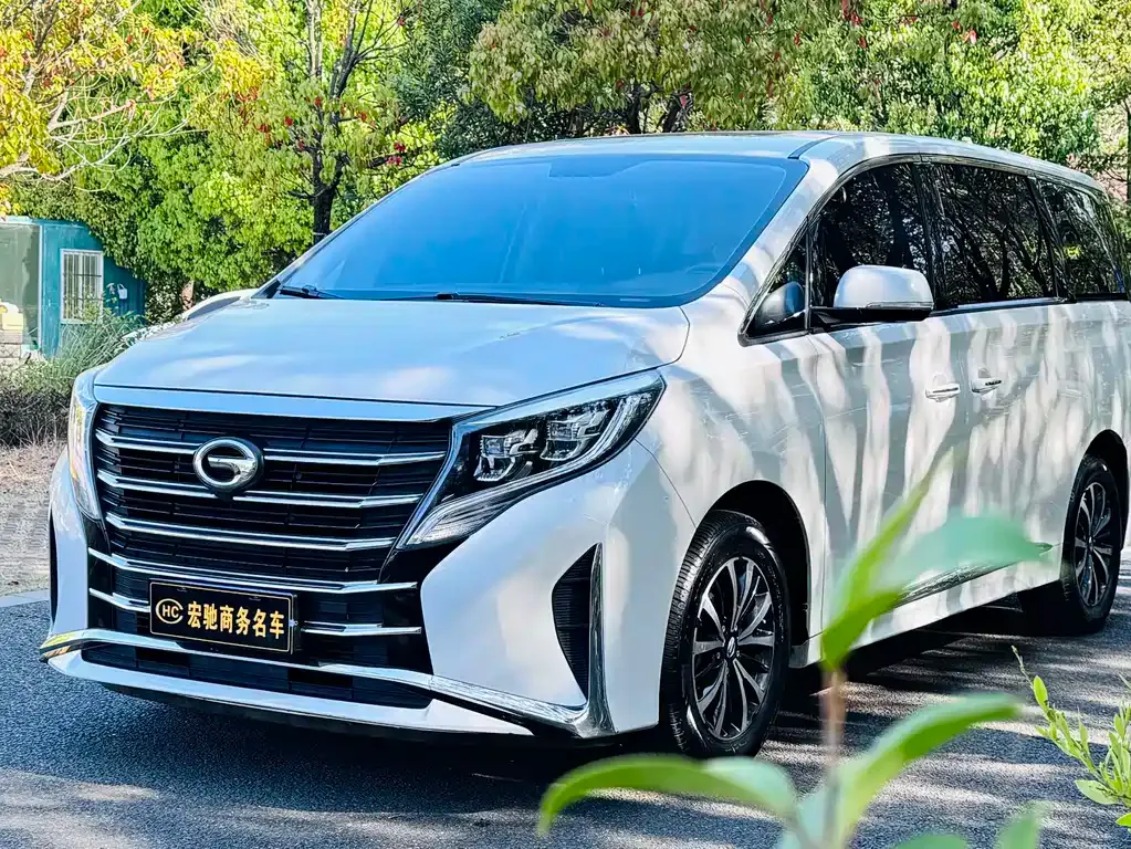 GAC Motor Trumpchi M8 — фото 1