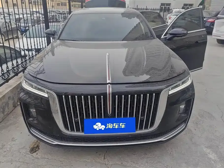 Hongqi H9 — фото 2