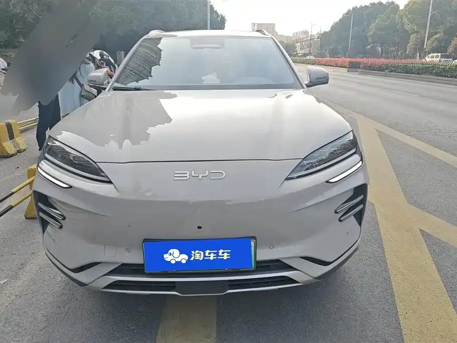 BYD PLUS New Energy — фото 7