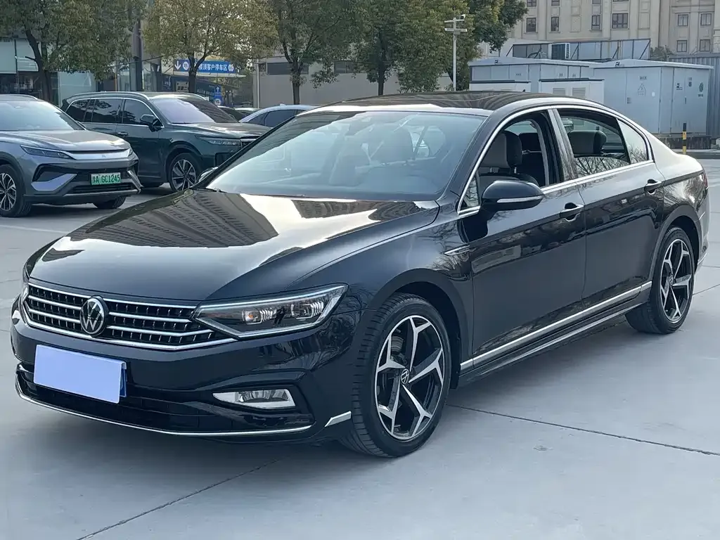 Volkswagen Magotan 2024 из CN, фото 1