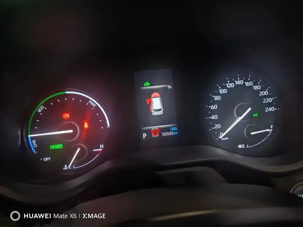 Toyota Sienna 2023 из CN, фото 3