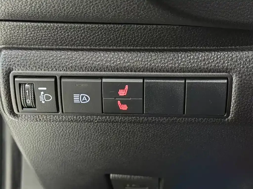 Toyota Levin 2023 из CN, фото 6