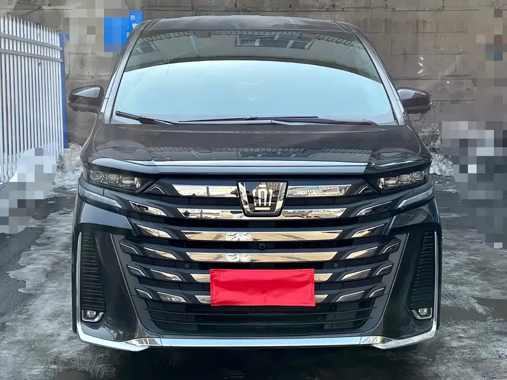 Toyota Vellfire 2023 из CN, фото 1