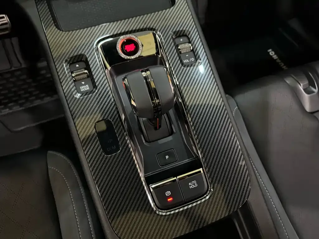GAC Motor Shadow Leopard — фото 10