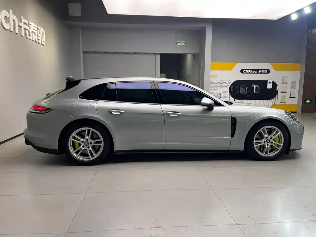 Porsche Panamera Hybrid 2021 из CN, фото 3