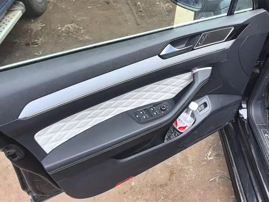 Volkswagen Magotan 2023 из CN, фото 3