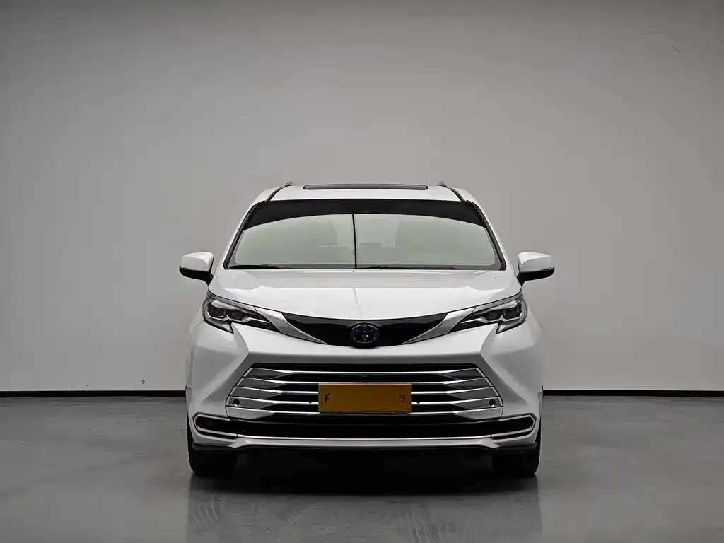 Toyota Sienna 2022 из CN, фото 5