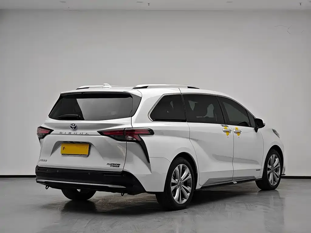 Toyota Sienna 2022 из CN, фото 8