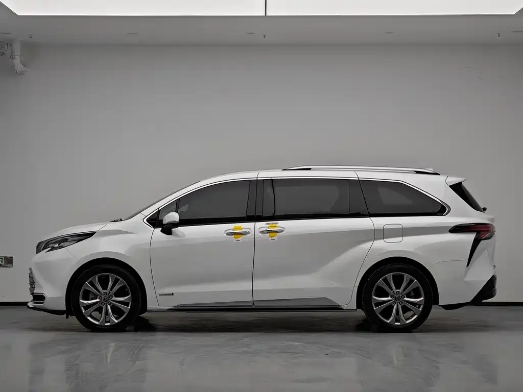 Toyota Sienna 2022 из CN, фото 7