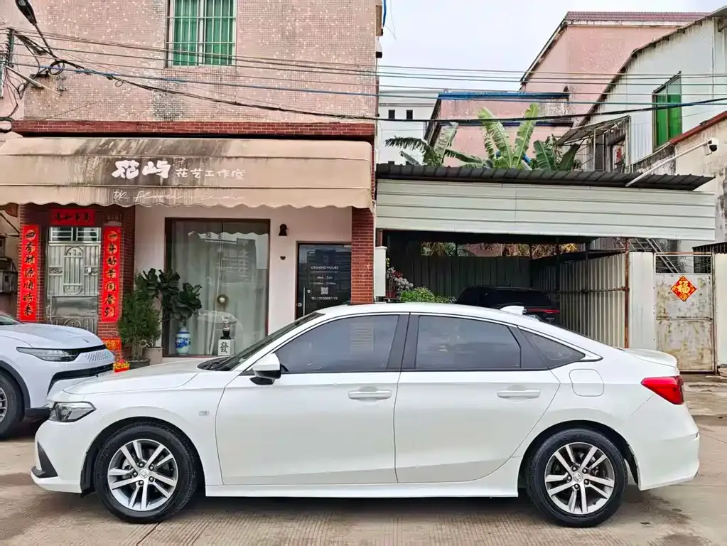 Honda Civic 2022 из CN, фото 4