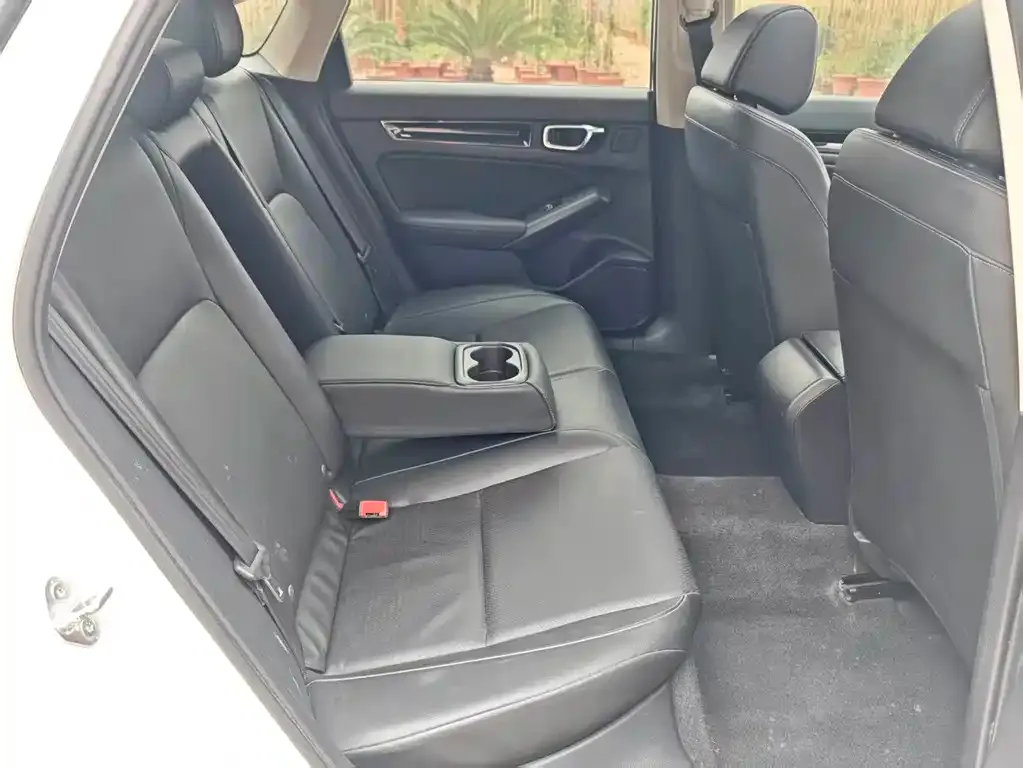 Honda Civic 2022 из CN, фото 2