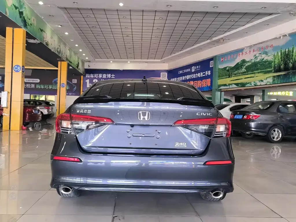 Honda Civic — фото 4