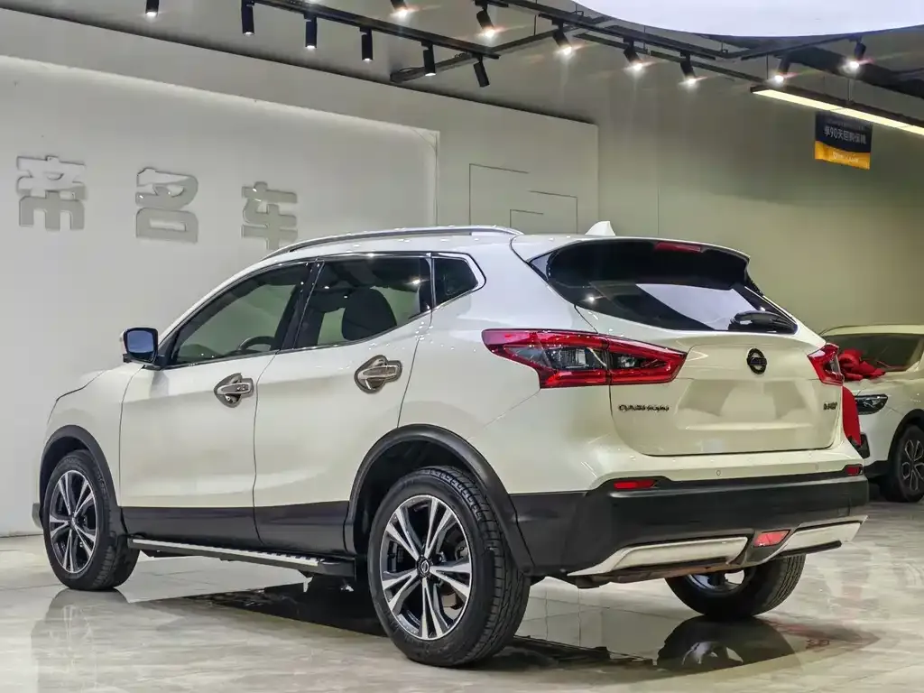 Nissan Qashqai 2023 из CN, фото 3
