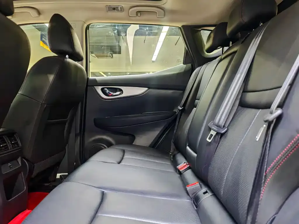 Nissan Qashqai 2023 из CN, фото 8