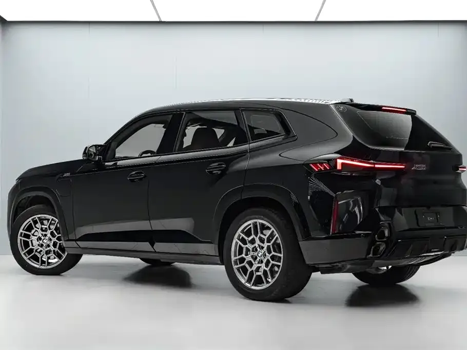 BMW XM 2024 из CN, фото 8