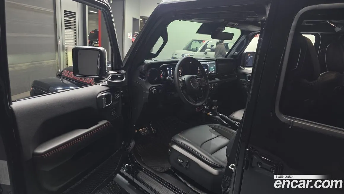 Jeep Wrangler — фото 7