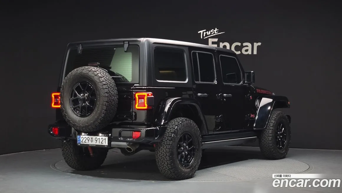 Jeep Wrangler — фото 4