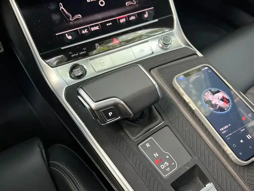 Audi A6L 2025 из CN, фото 6