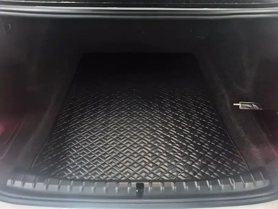 BMW 5 Series 2023 из CN, фото 3