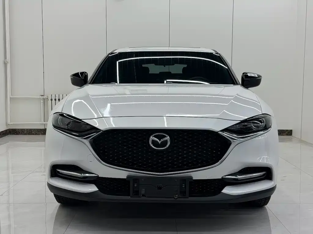 Mazda CX-4 2023 из CN, фото 2