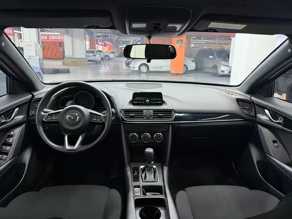 Mazda CX-4 2023 из CN, фото 10