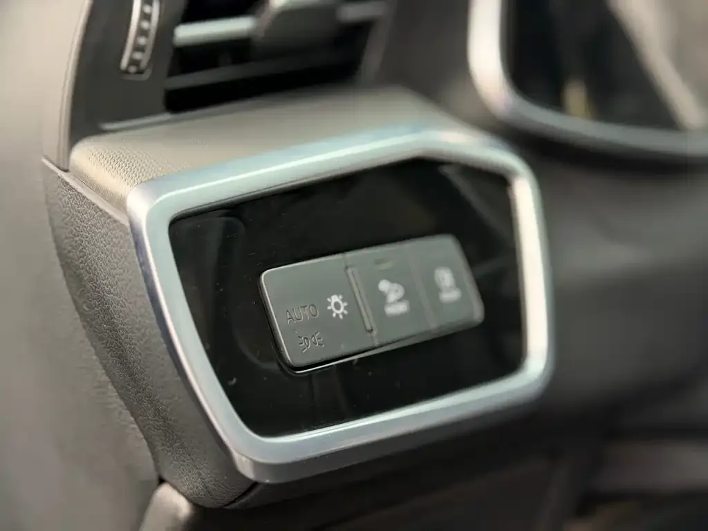 Audi A6L 2021 из CN, фото 2