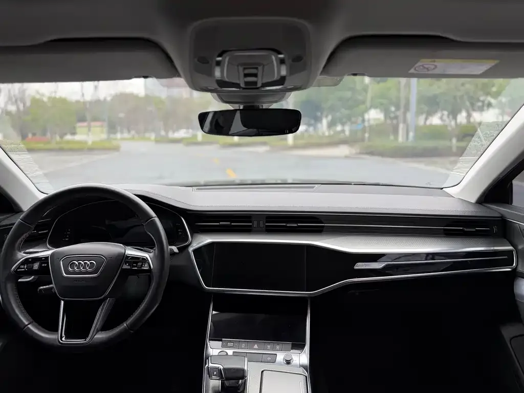 Audi A6L 2021 из CN, фото 4
