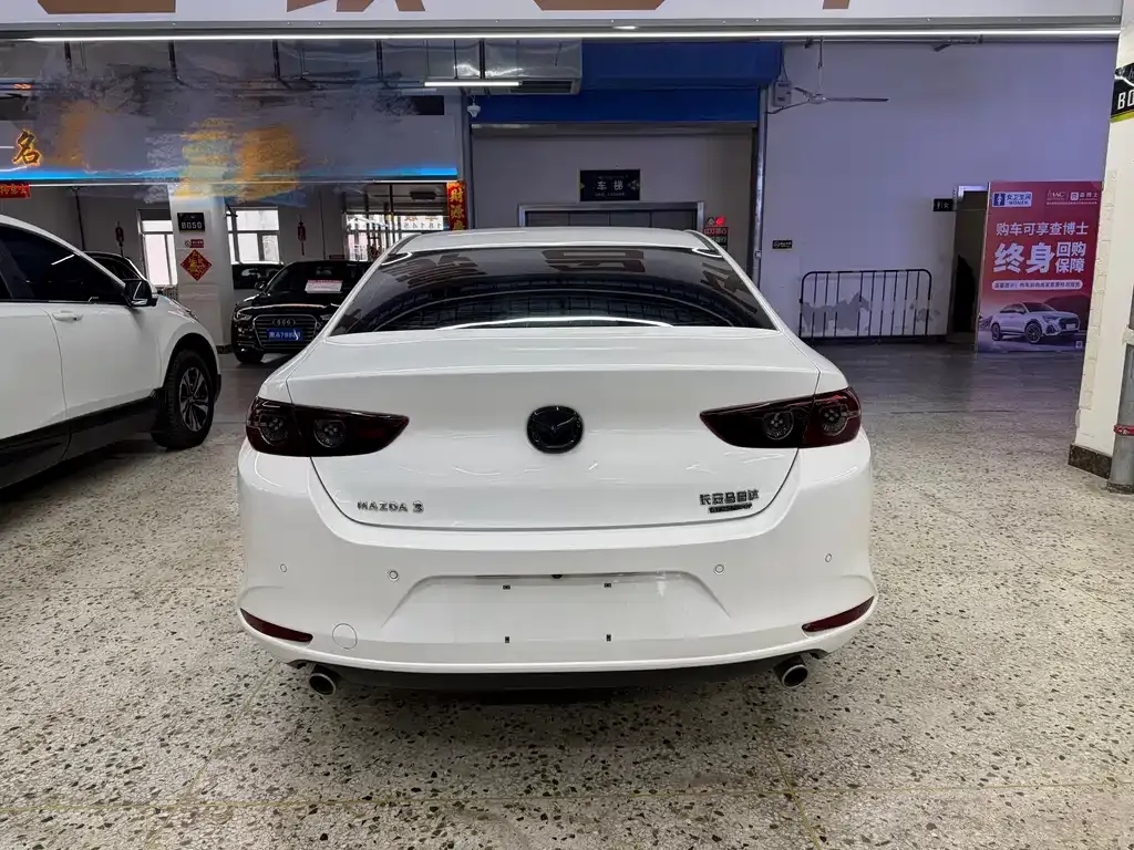 Mazda 3 Axela 2022 из CN, фото 9