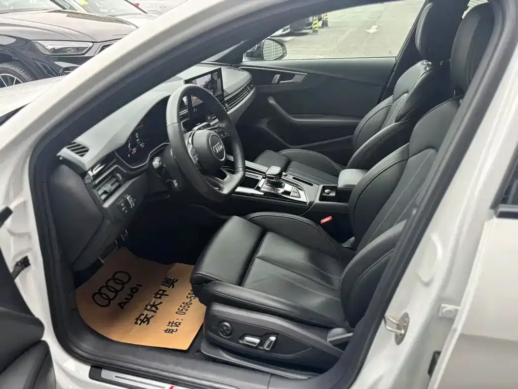 Audi A4L 2024 из CN, фото 7