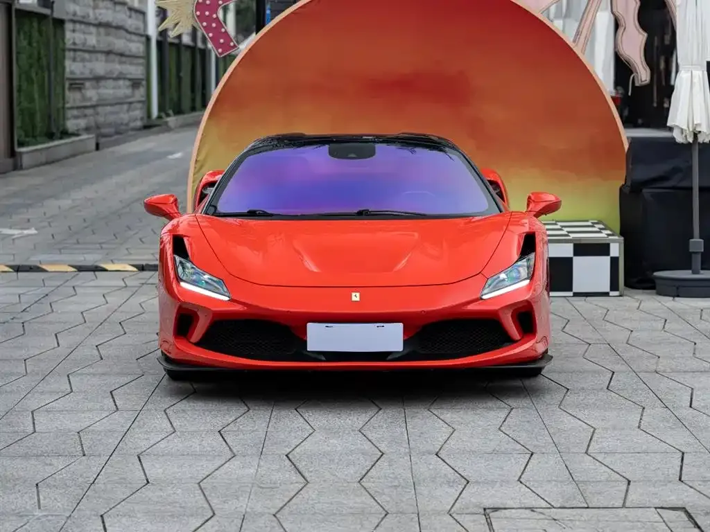 Ferrari F8 — фото 9