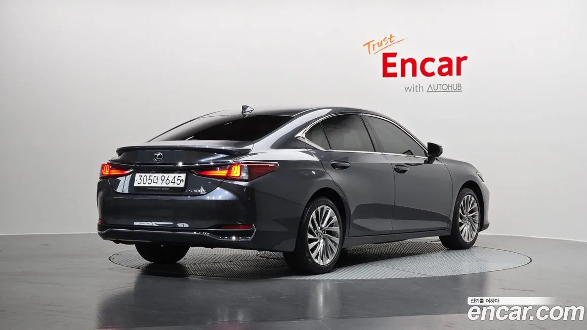 Lexus ES 2023 из KR, фото 3