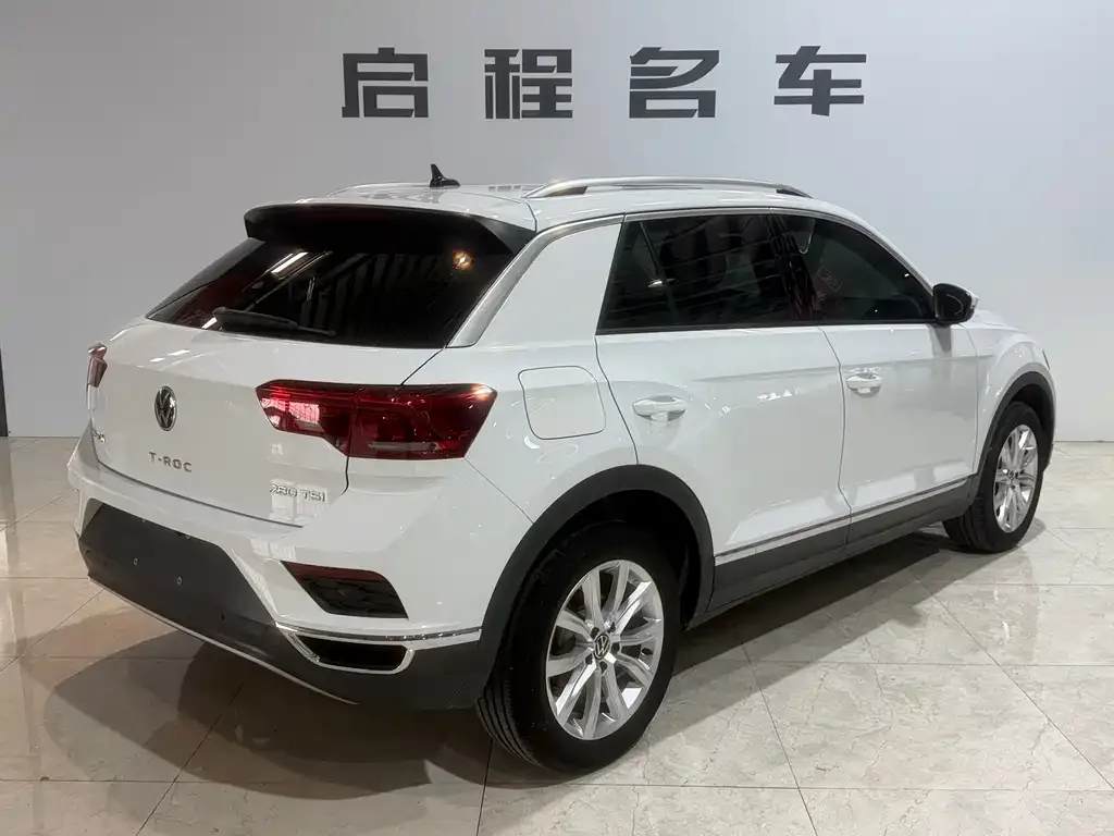 Volkswagen T-Roc 2023 из CN, фото 4
