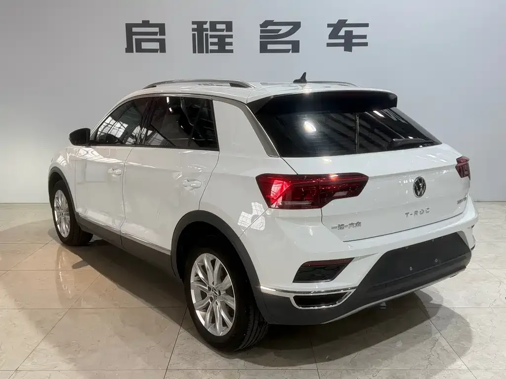 Volkswagen T-Roc 2023 из CN, фото 7