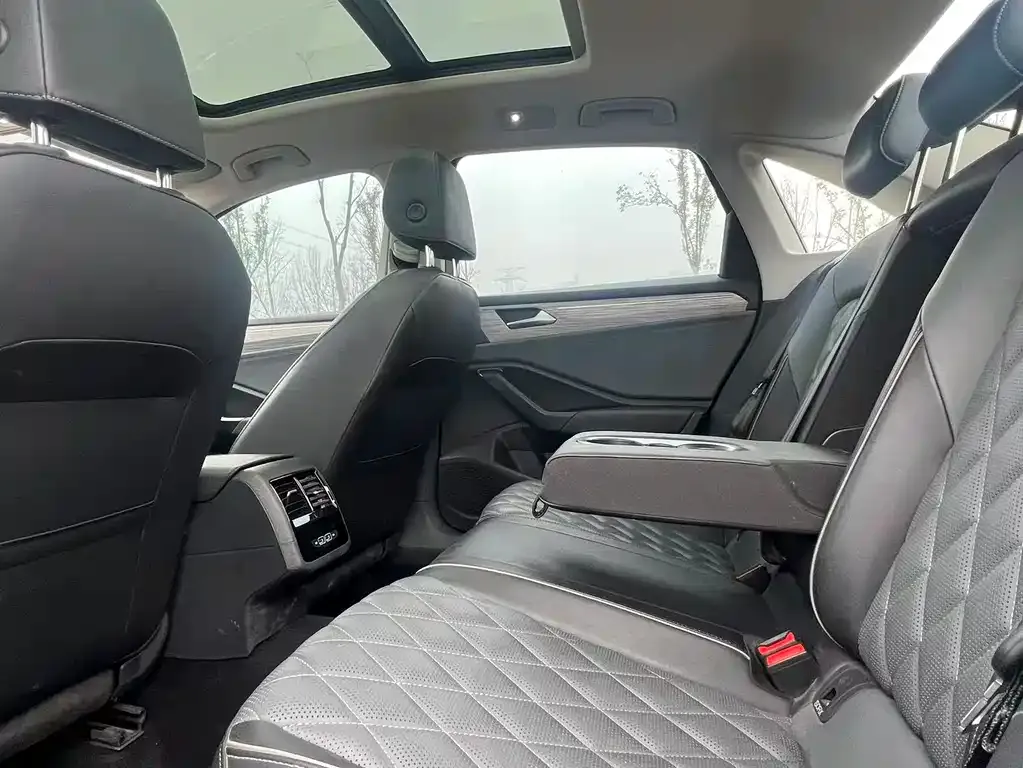 Volkswagen Sagitar 2023 из CN, фото 7