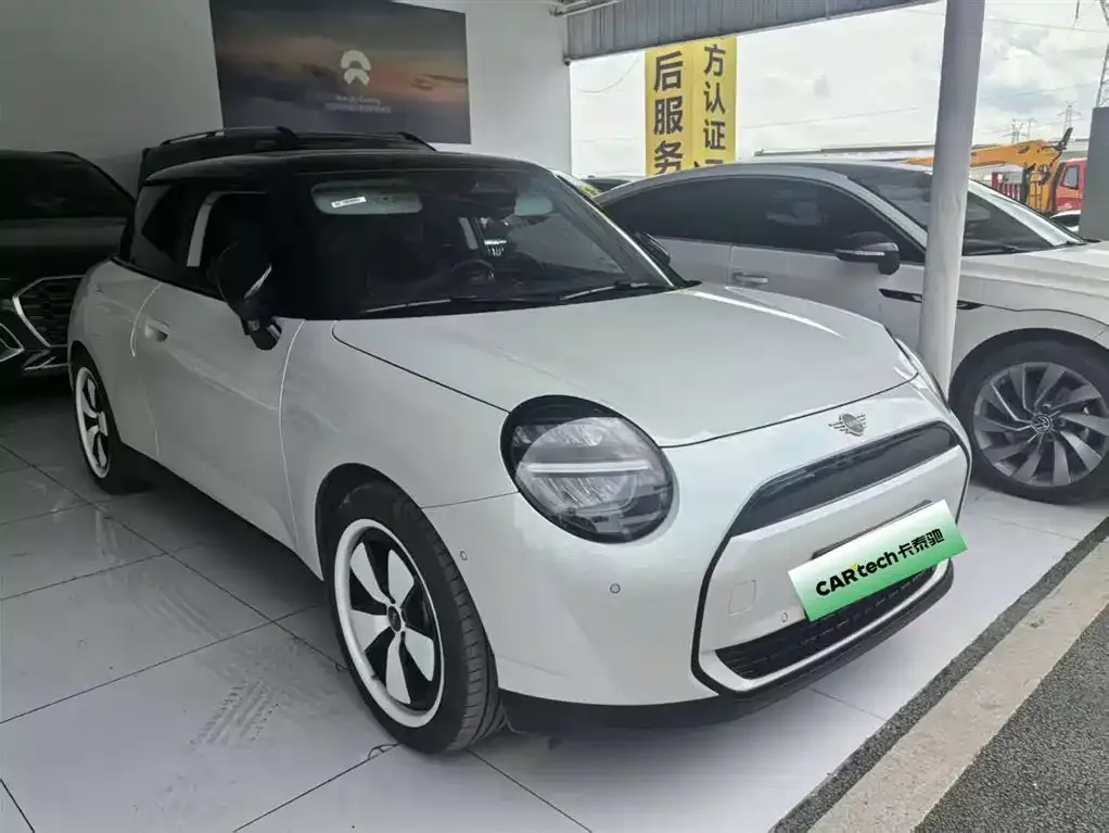 MINI Cooper EV — фото 2