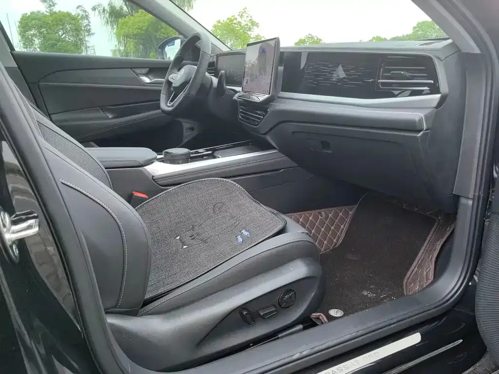 Volkswagen Passat — фото 7