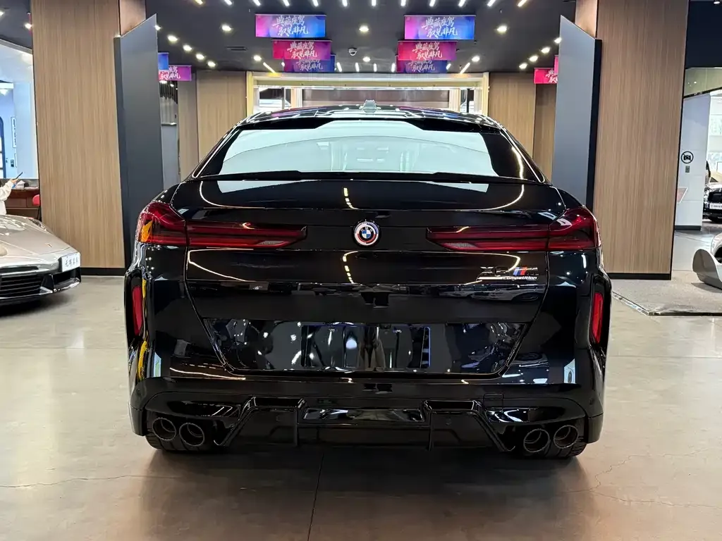 BMW X6 M 2024 из CN, фото 7