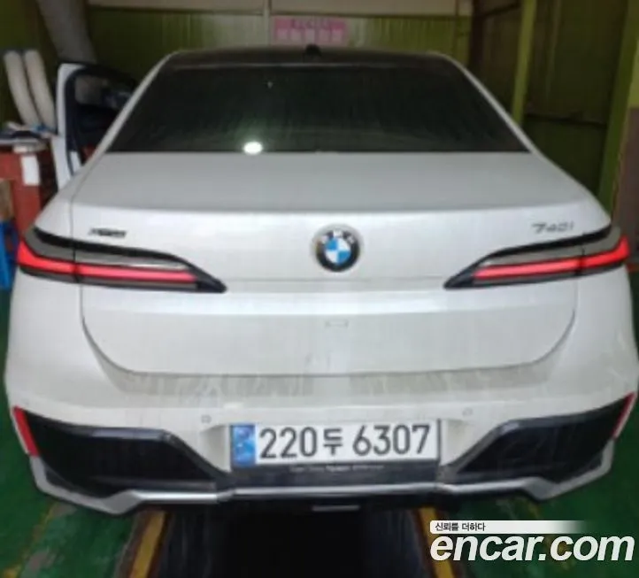 BMW 7-Series 2025 из KR, фото 2