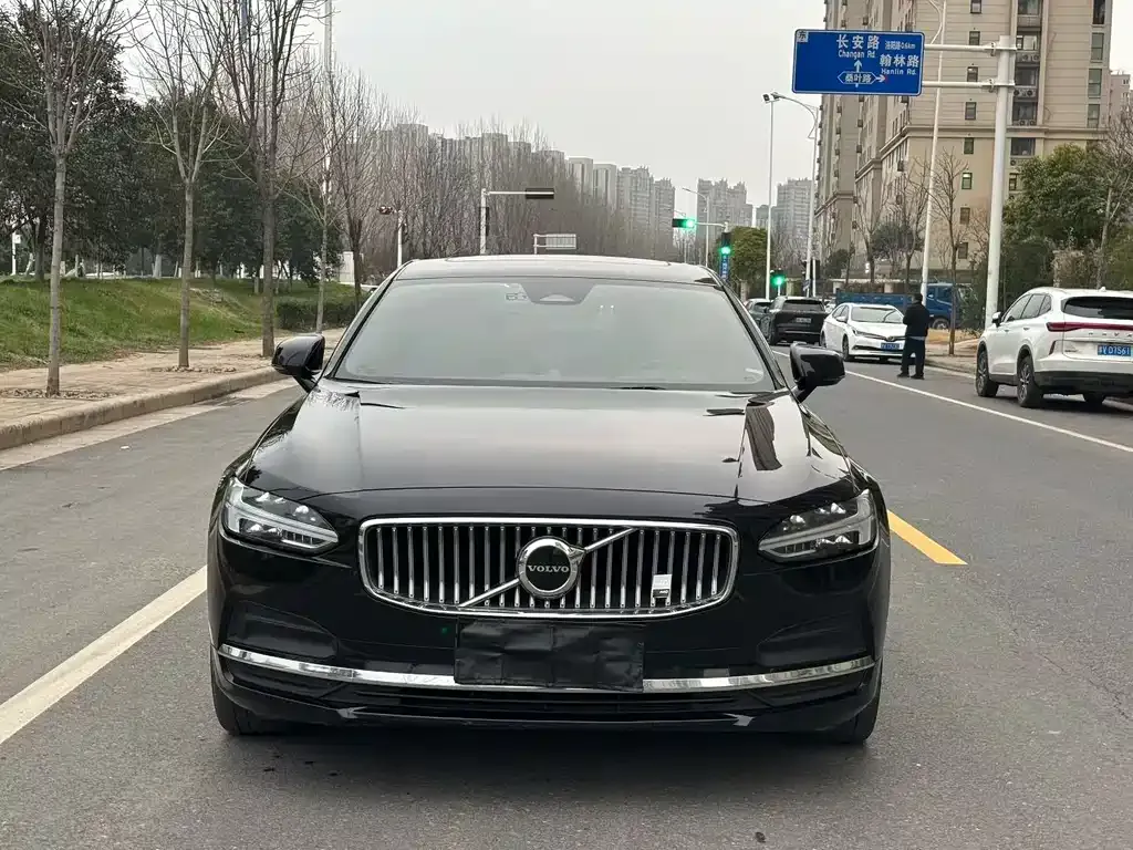 Volvo S90 — фото 5