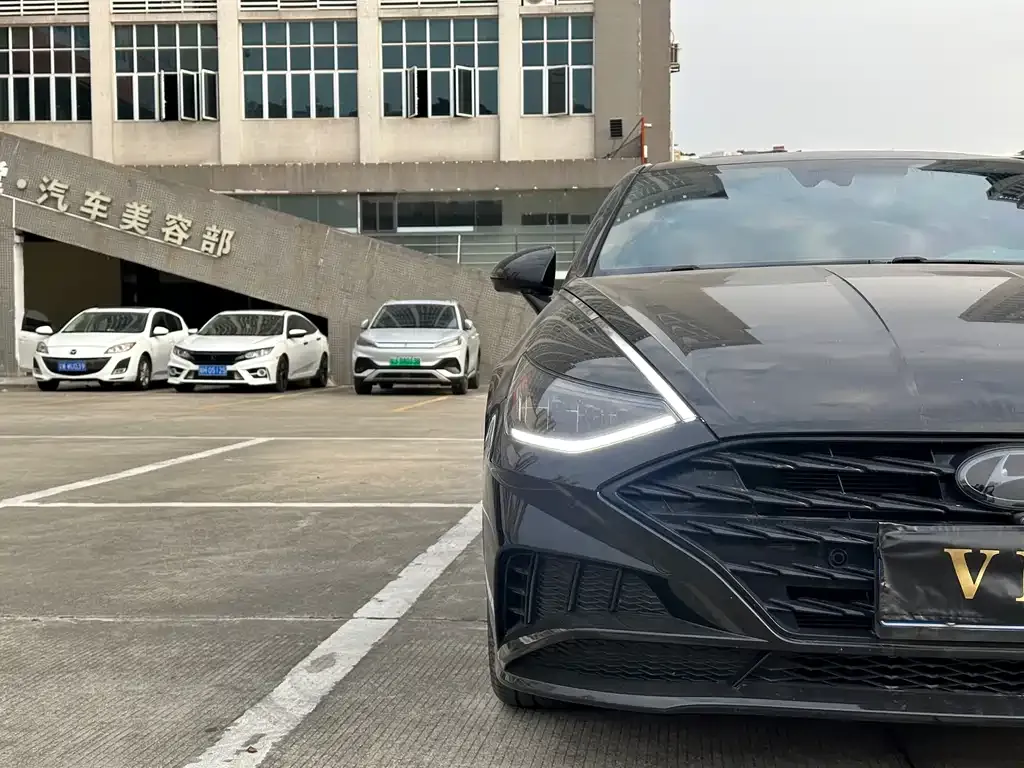 Hyundai Sonata — фото 4