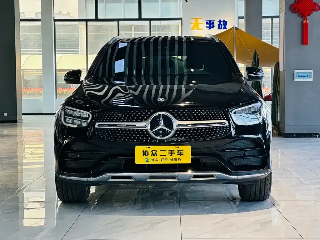 Mercedes-Benz GLC — фото 1