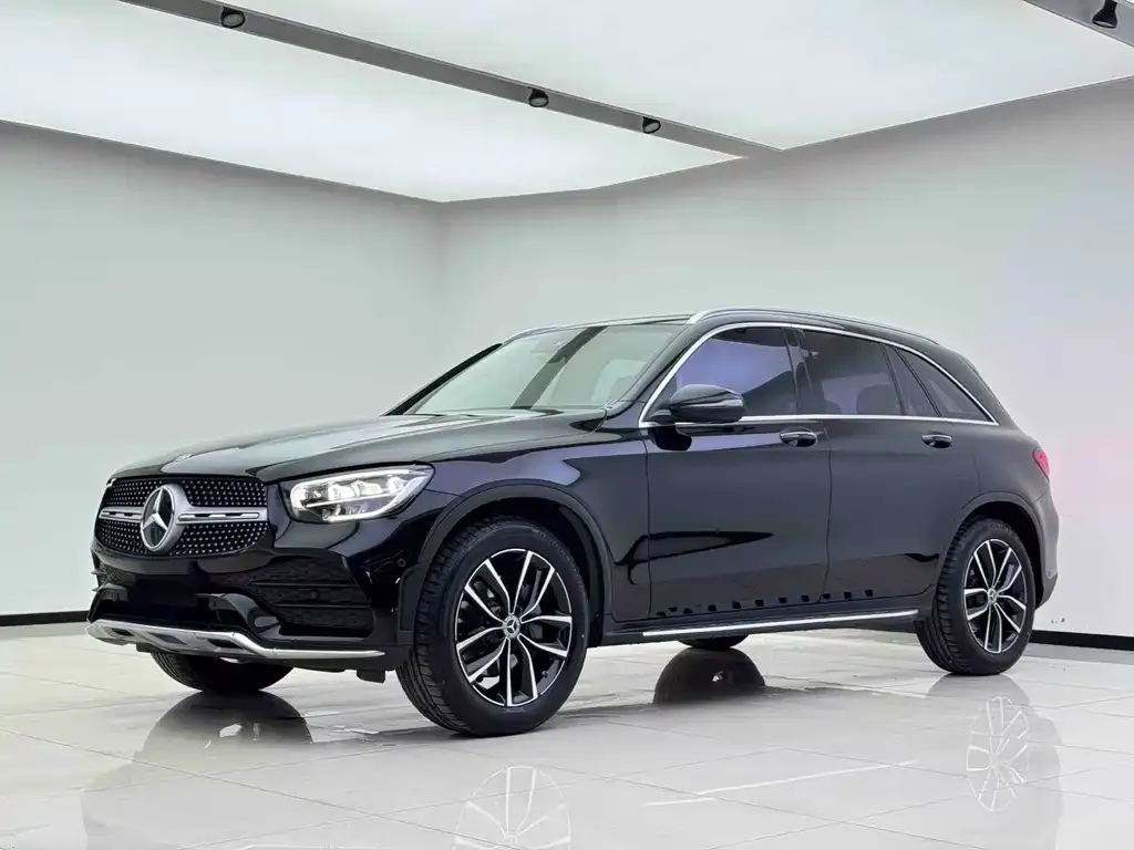 Mercedes-Benz GLC — фото 1