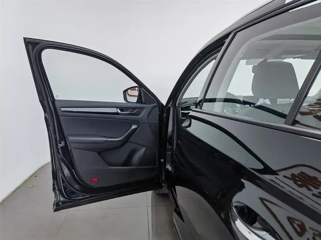Skoda Kodiaq 2024 из CN, фото 8