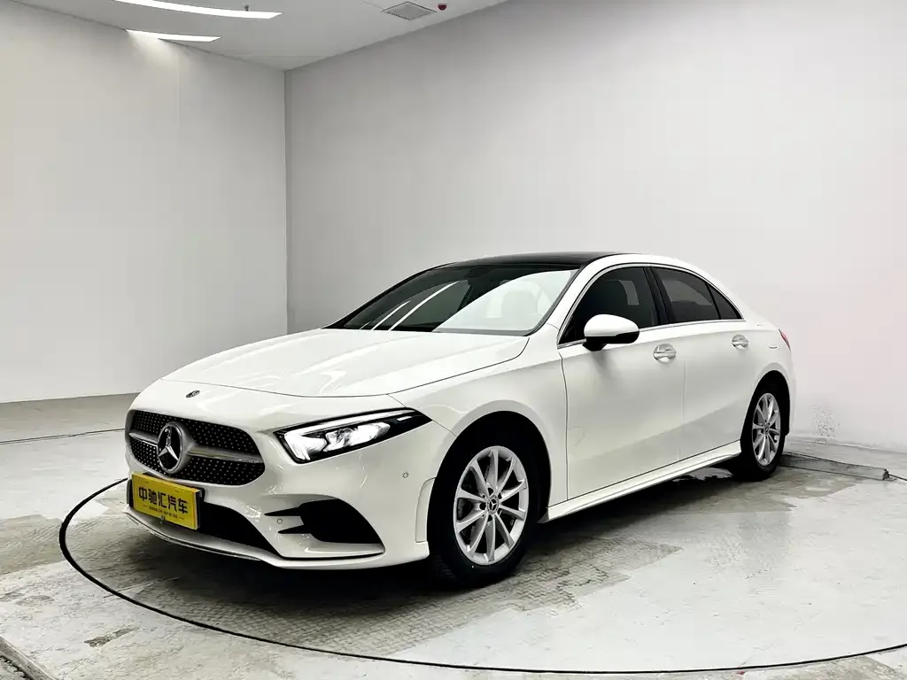 Mercedes-Benz A-Class — фото 1