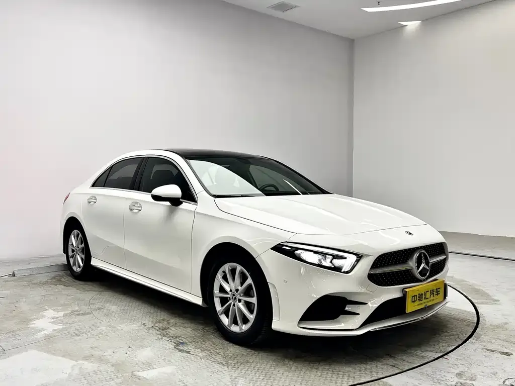 Mercedes-Benz A-Class — фото 6