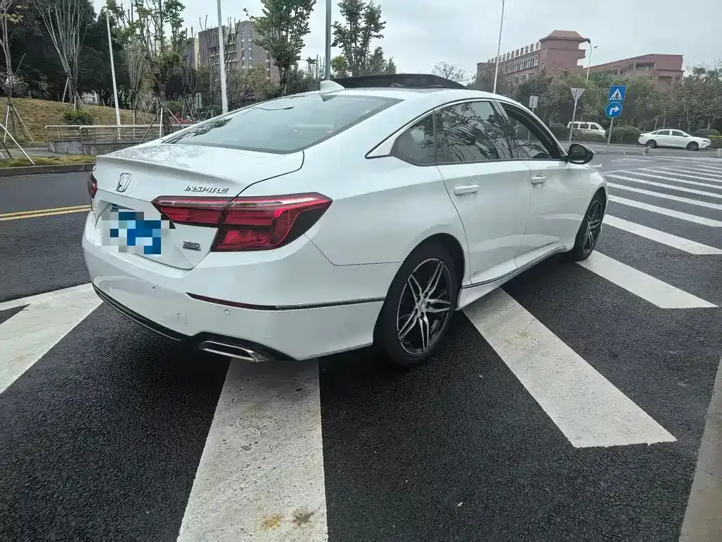 Honda Inspire — фото 10