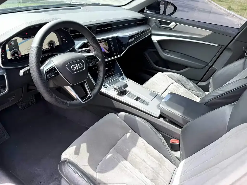 Audi A6L 2021 из CN, фото 4